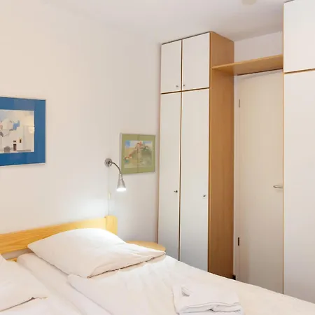 Jeschek By Interhome Koserow