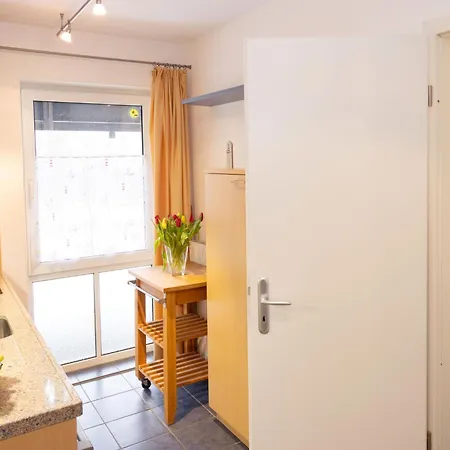 Jeschek By Interhome 公寓